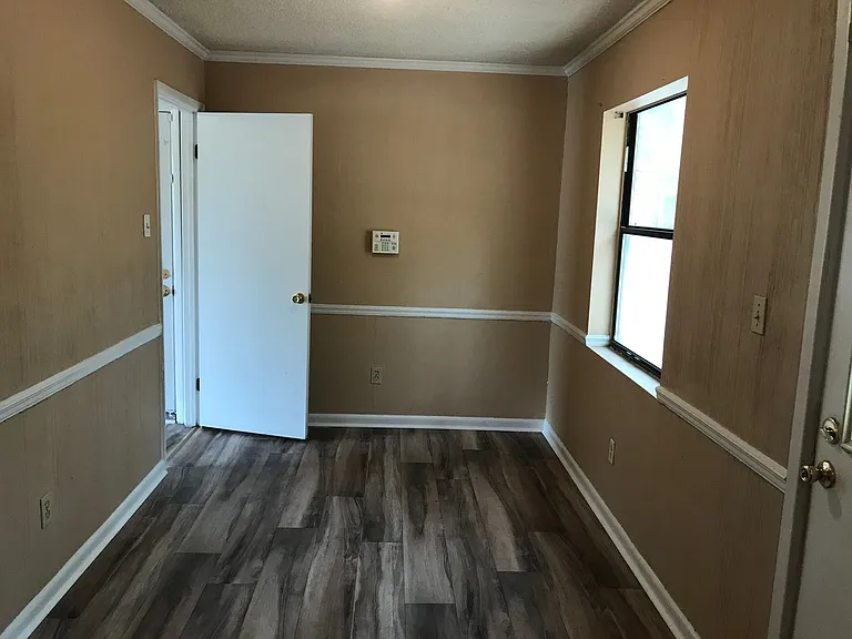 1235 Ponderosa Dr — Photo 9