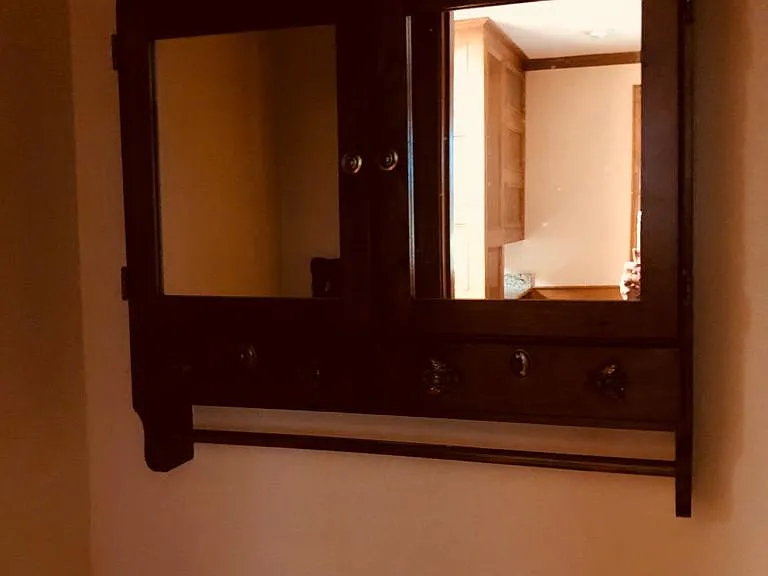1/2 bath off of kitchen