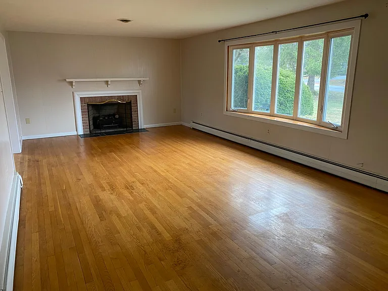 294 Overhill Dr — Photo 9