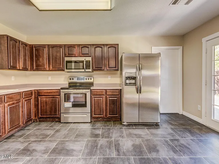 13478 W Young St — Photo 3