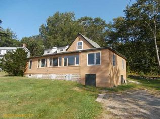 52 Bay St, Boothbay Harbor, ME 04538