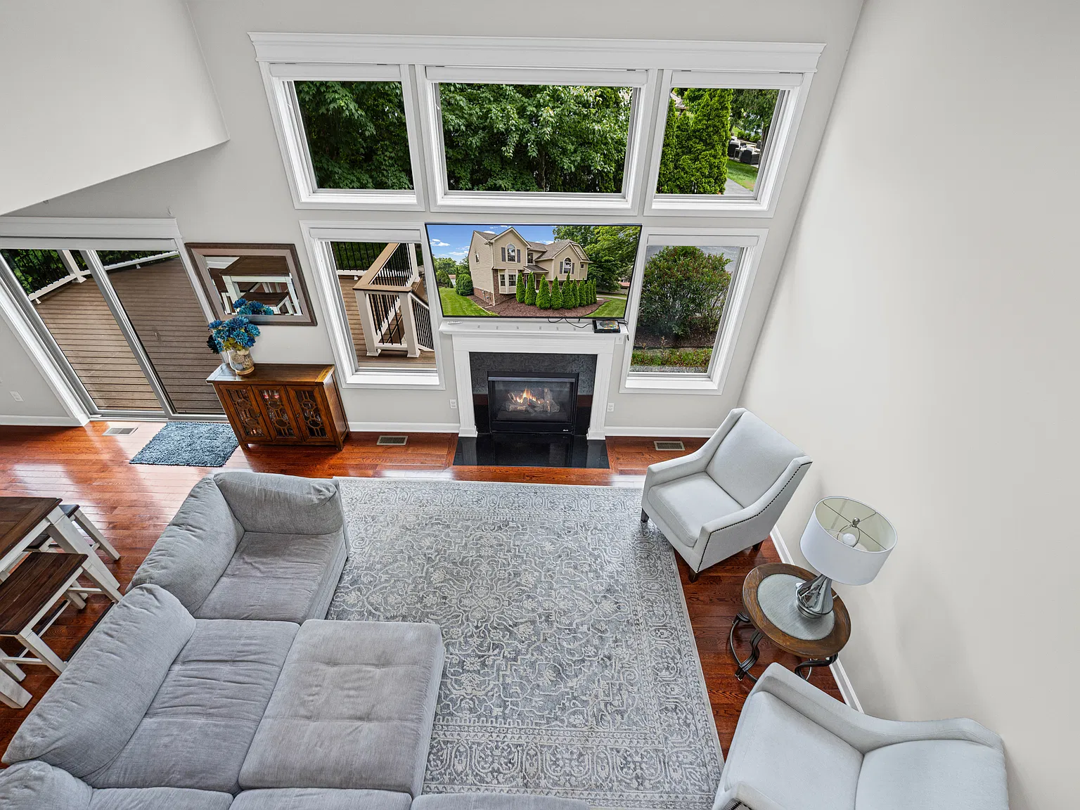 4 bed, 2850 sqft, $3,700 — Photo 4
