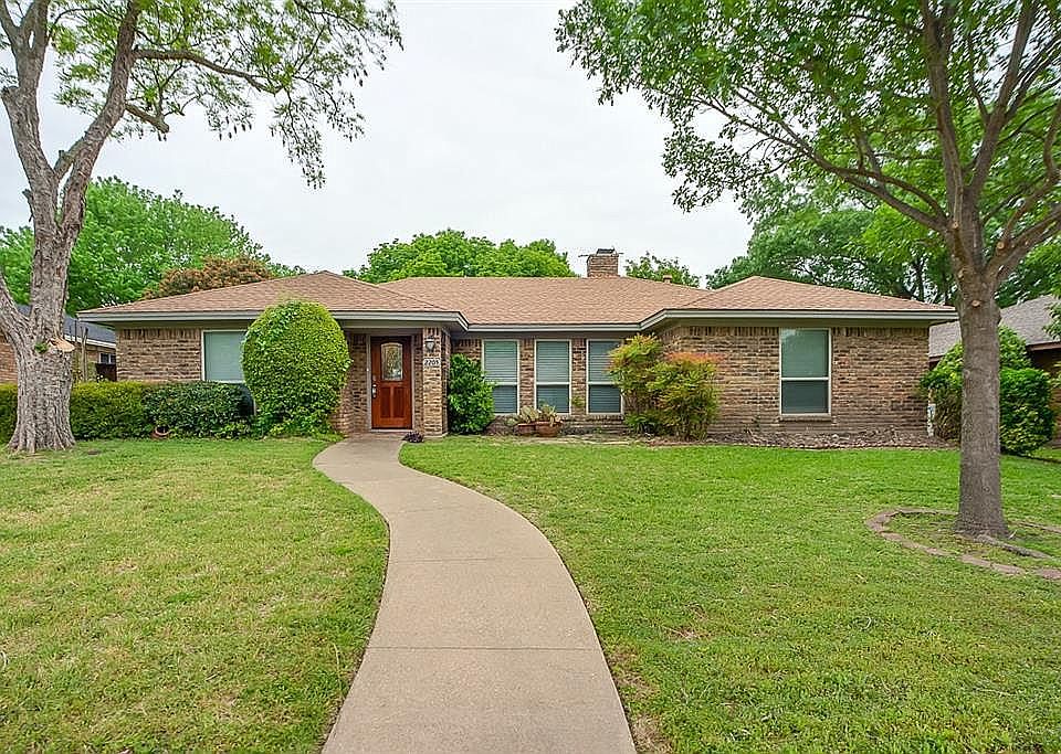 1st image of 2205 Glen Forest Ln