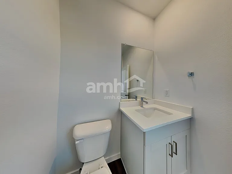 23484 E 2nd Pl — Photo 7