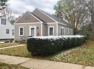 906 N 5th Ave, Wausau, WI 54401