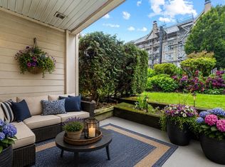 3608 Deercrest Dr #208, Burrard Inlet 3, BC V7G2S8