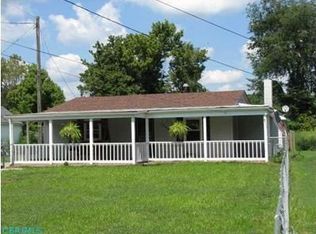 1046 Homer St, Logan, OH 43138