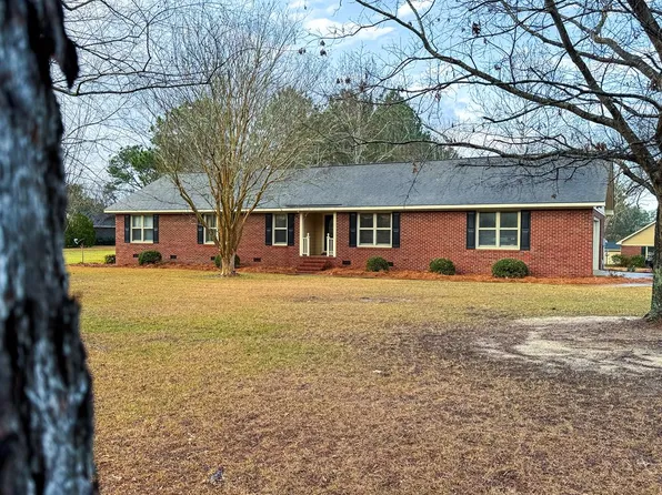 774 Flowing Well Rd, Leesburg, GA 31763