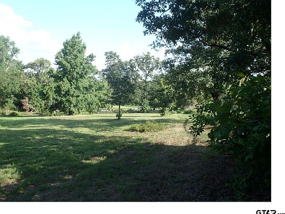 3rd image of Private Road 8573