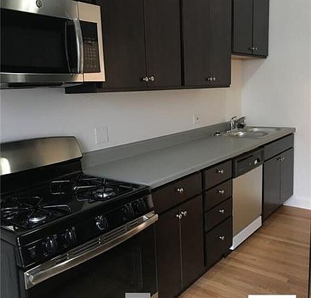 3rd image of 1530 N Kedzie Ave #1532-2F