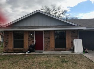 1728 W Doyle St, Granbury, TX 76048
