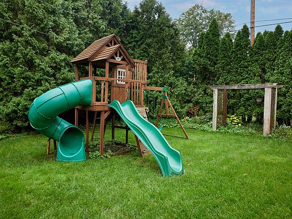 5th image of 825 Circle DRIVE