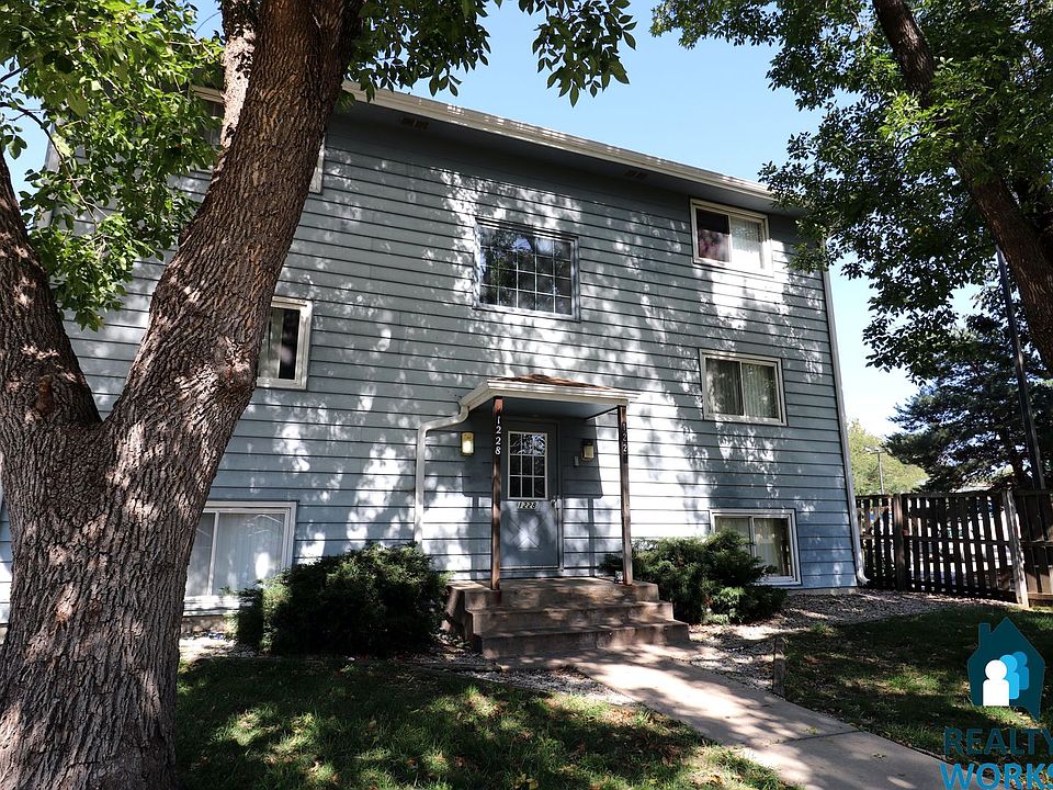 1st image of 1228 E St #3