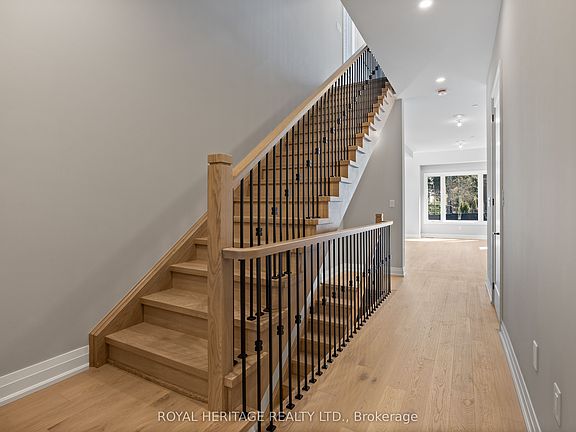 4th image of 25 Inverlynn Way