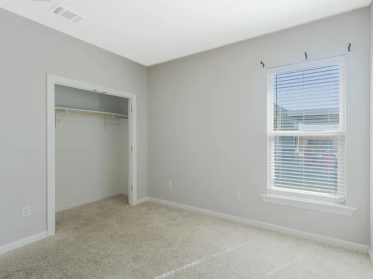 1835 Bowen Rd — Photo 21