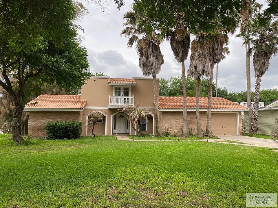 1st image of 212 Balboa Ave