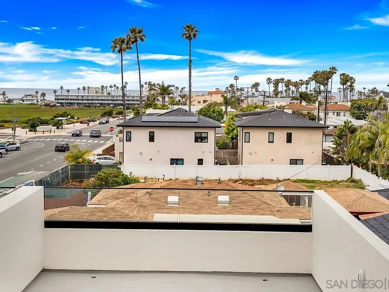 352 Imperial Beach Blvd — Photo 30