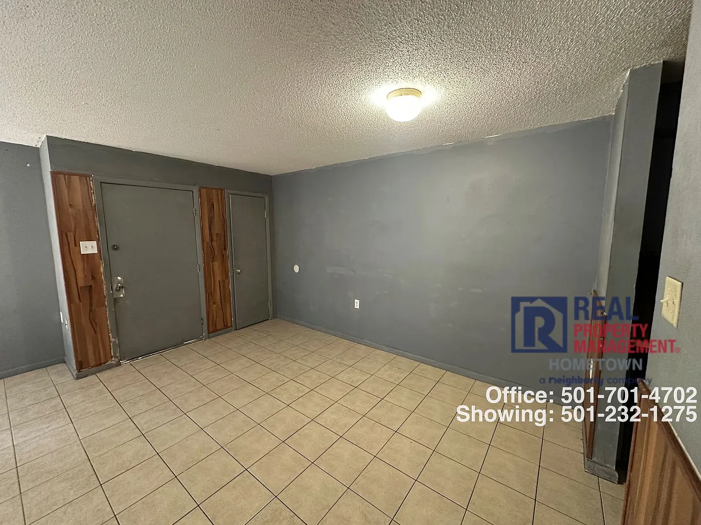 407 Ashland St - Apartments — Photo 4