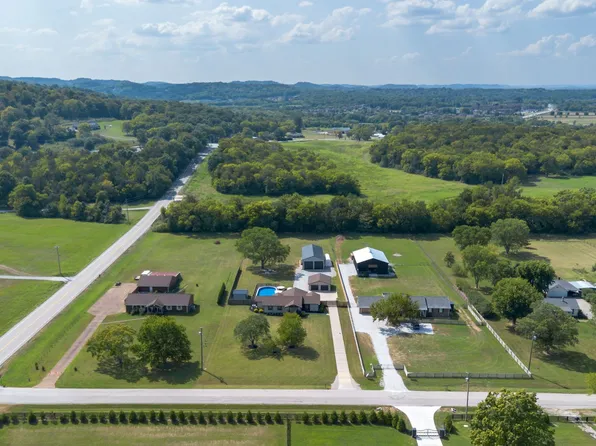 6385 Lampkins Bridge Rd, College Grove, TN 37046