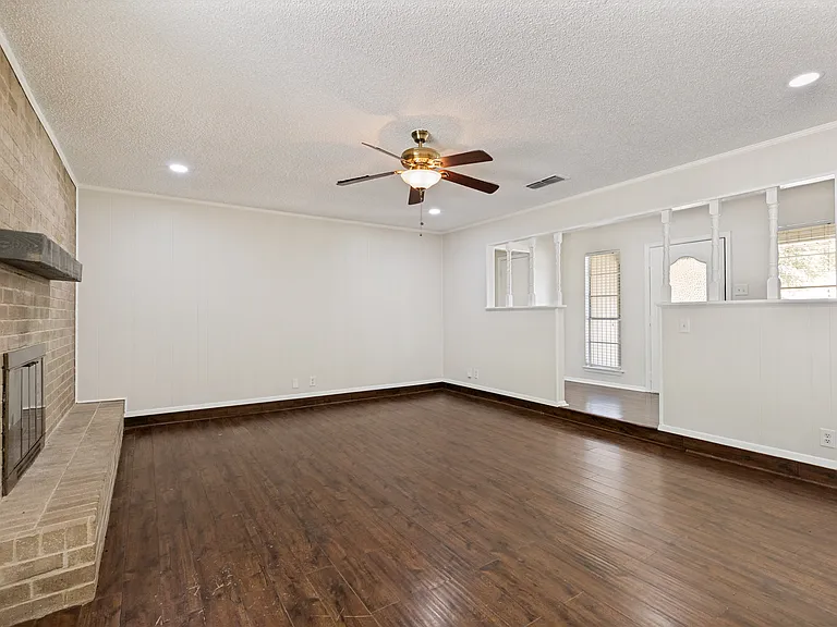 6737 Fair Meadows Dr — Photo 5