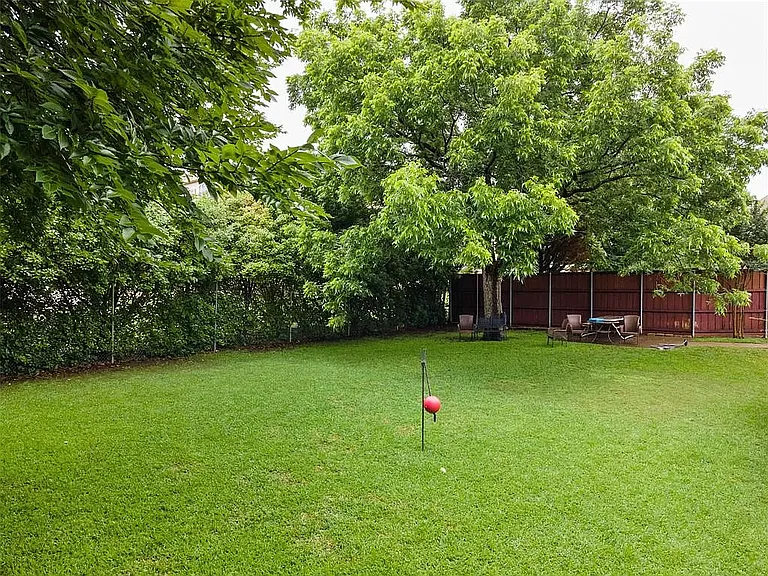 2528 Wedglea Dr — Photo 19