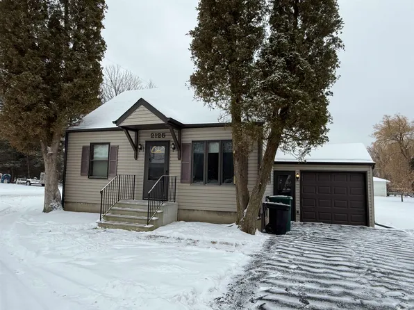 2125 Riverview Dr, Green Bay, WI 54303