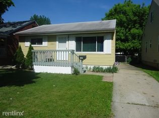 23816 Carlisle Ave, Hazel Park, MI