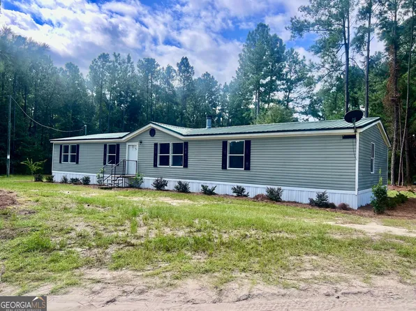 20 Misty Ln, Helena, GA 31037