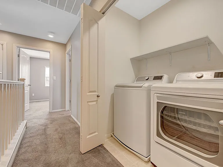 10420 September Flower St — Photo 28