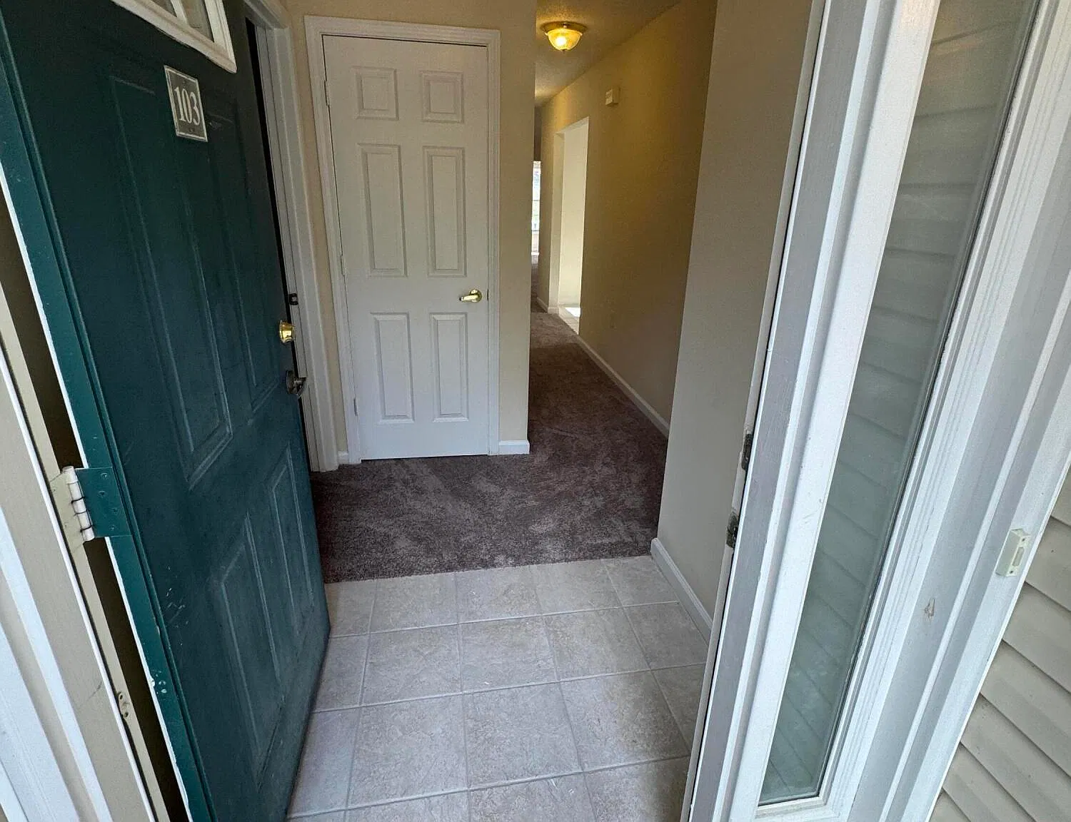 2 bed, 2.0 bath, 1286 sqft, $1,700 — Photo 4