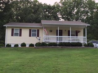 565 Bakerville Rd, Waverly, TN 37185