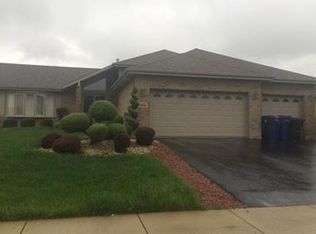 150 Providence Dr, Matteson, IL 60443