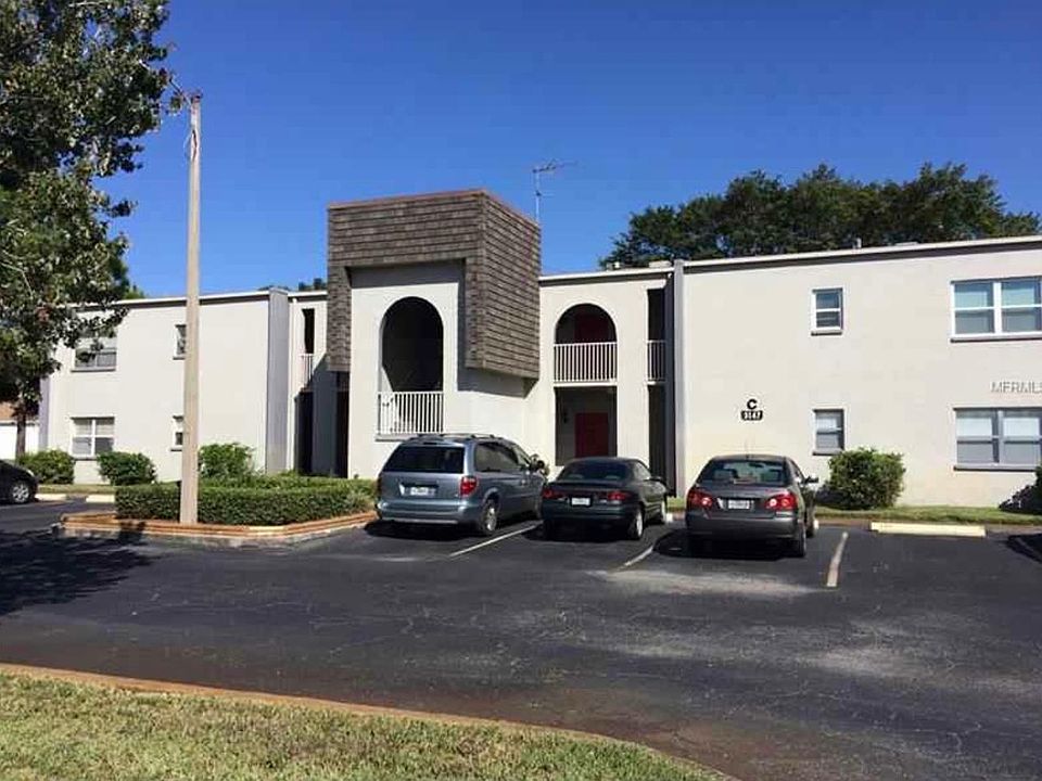 1st image of 3147 29th Ave N APT 203