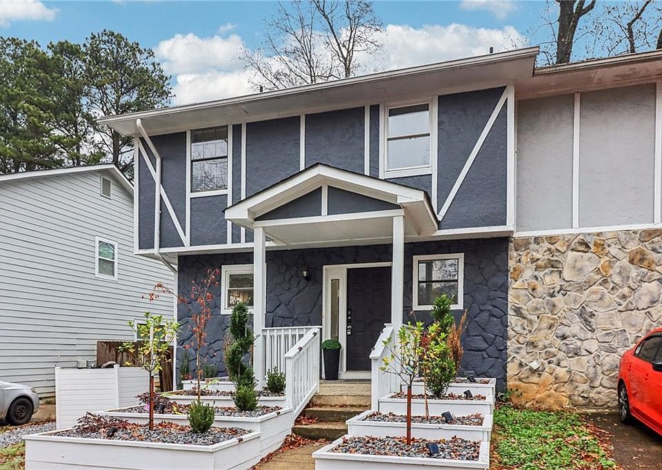 1st image of 1138 Falling Water Dr SE
