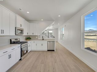 10997 S Freestone Rd W #110, South Jordan, UT 84009