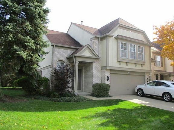 5th image of 192 W Fox Hill Dr
