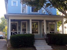 Lindholm Properties - 508-510-508 1/2 S. Mills Street