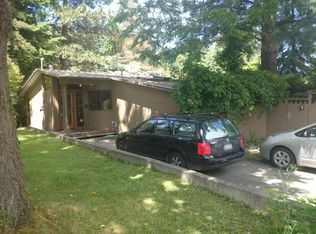 8543 29th Ave NW, Seattle, WA 98117