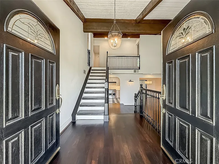 3301 Blue Ridge Ct — Photo 6