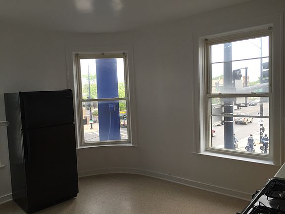 2nd image of 7054 S Western Ave #202
