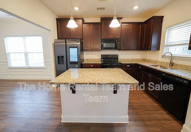 363 Coconut Dr — Photo 9