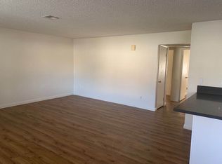 2713 Beaver Creek Ct APT 102, Las Vegas, NV 89117