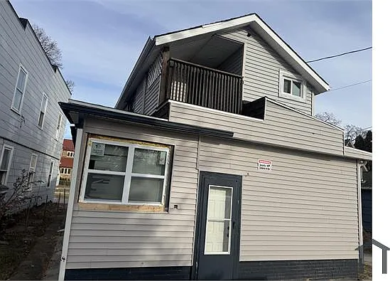 130 E Weber St — Photo 11
