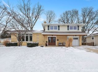 325 Osage Ln, Naperville, IL 60540