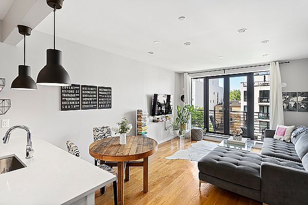 1st image of 767A Bergen St APT 3R