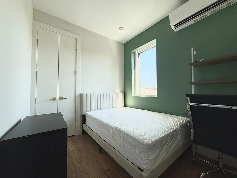 980 Kent Ave #797 — Photo 4