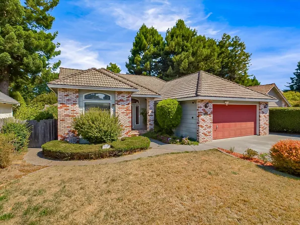 2145 Covey Ct, Eureka, CA 95503