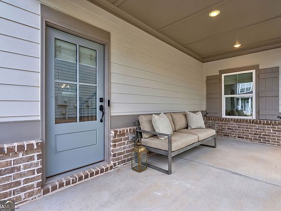 2nd image of 272 Westpark Dr