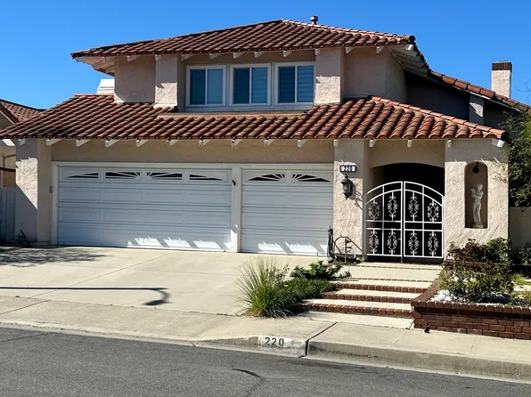 220 N Buckskin Way, Orange, CA 92869