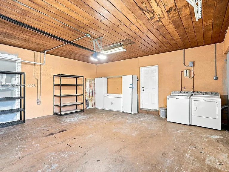 2220 De Soto Dr — Photo 27